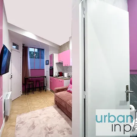 Urban Flat 193 - Barbie * París