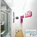 Urban Flat 193 - Barbie